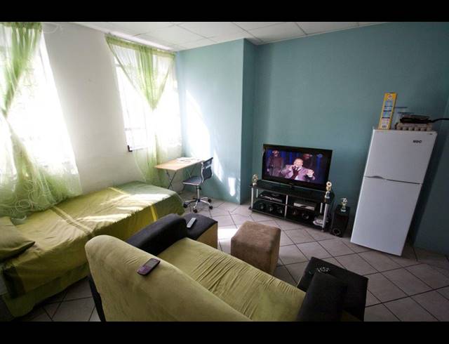 1 BEDROOM APARTMENT FOR SALE IN DURBAN CENTRAL